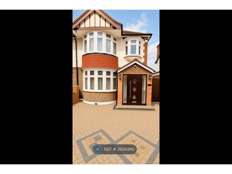 Property photo 1 of 18 Front
