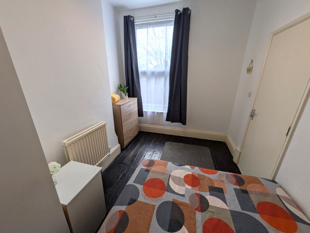 Property photo 2 of 3