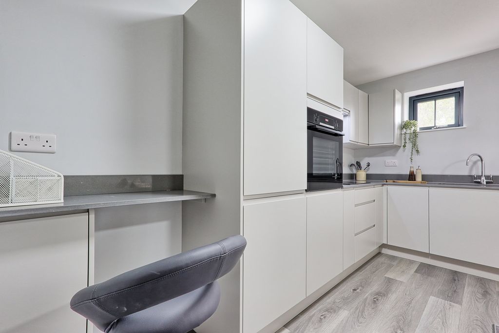 Additional image 12 of 1 bed flat for saleCoxs Yard, Braintree CM7