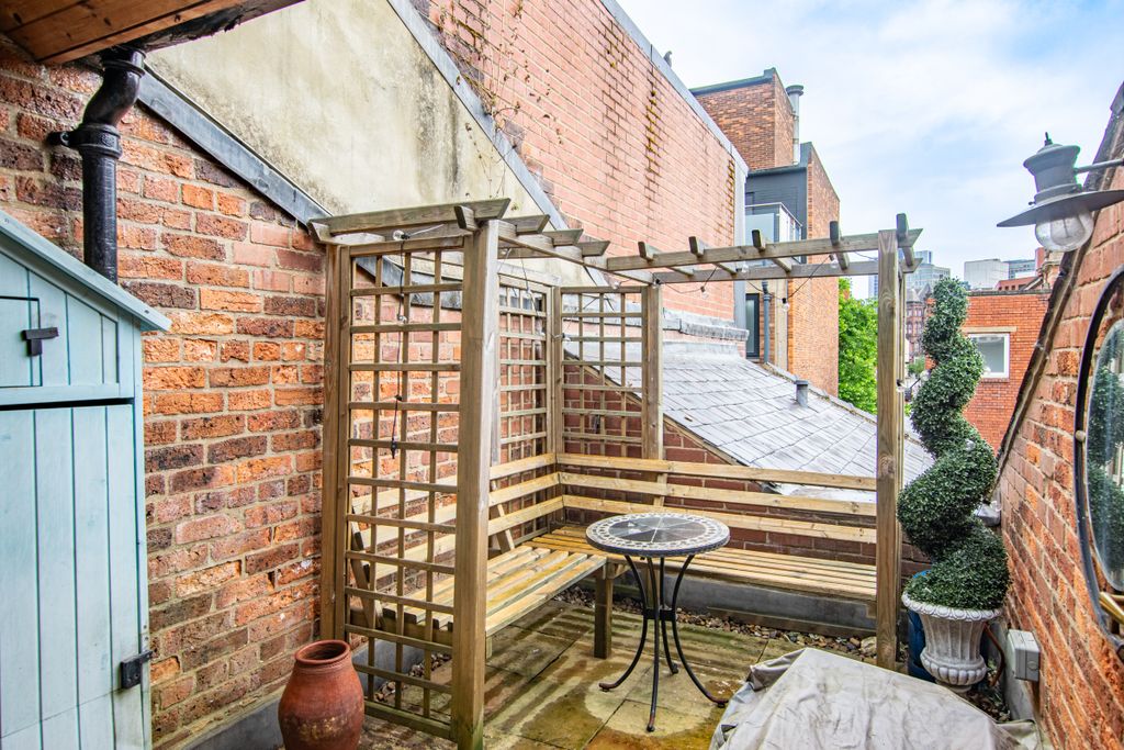 Property photo 3 of 26 Balcony