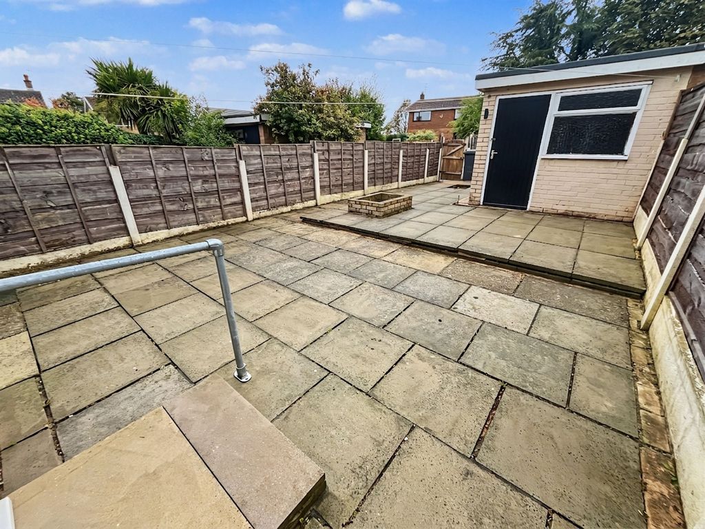 Property photo 2 of 26