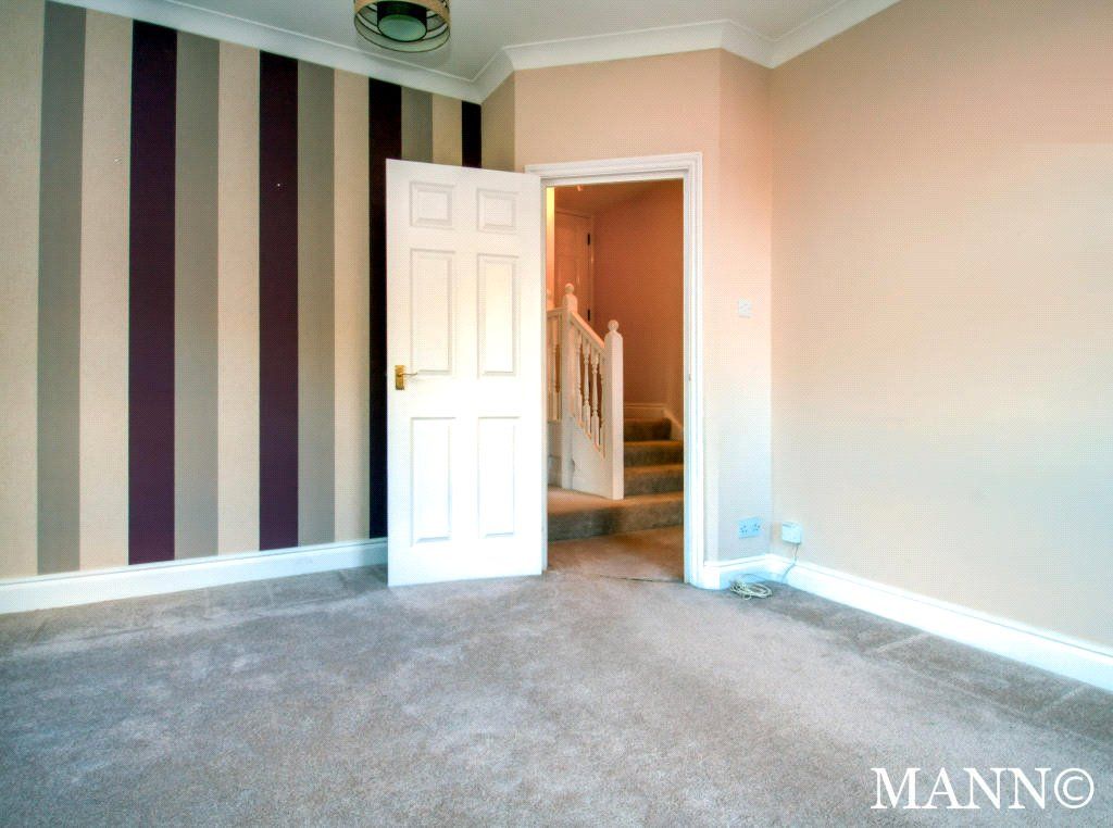 Property photo 2 of 8 Picture No. 04