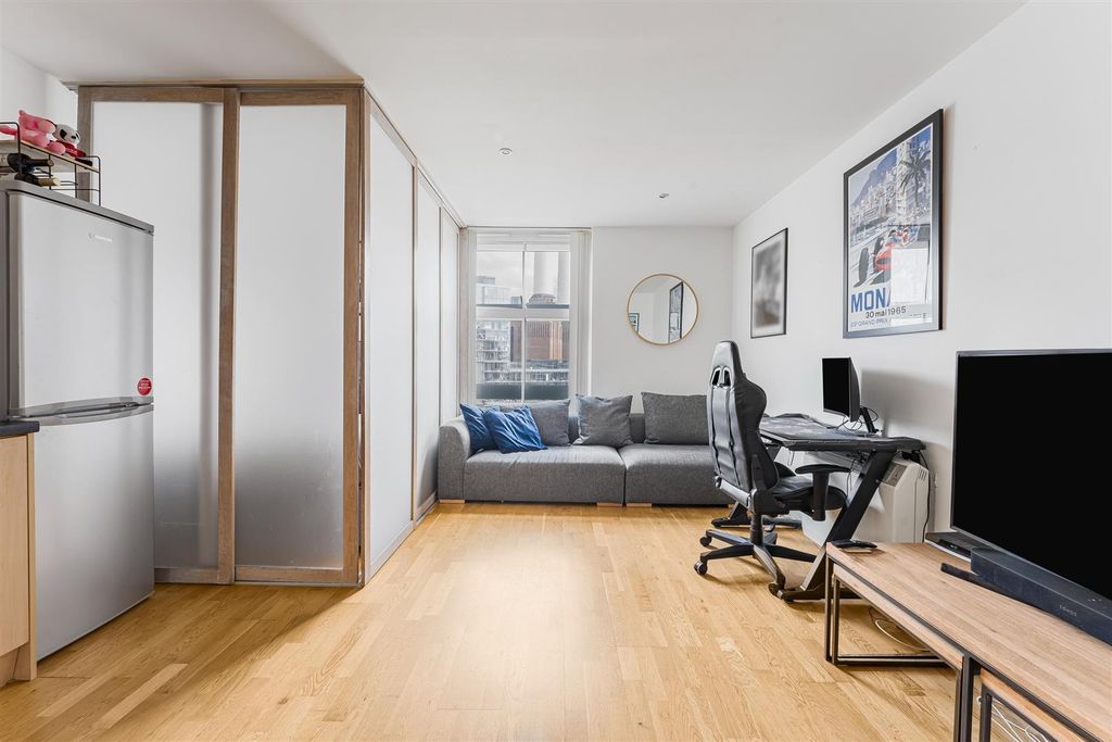 Property photo 3 of 8 4.Jpg