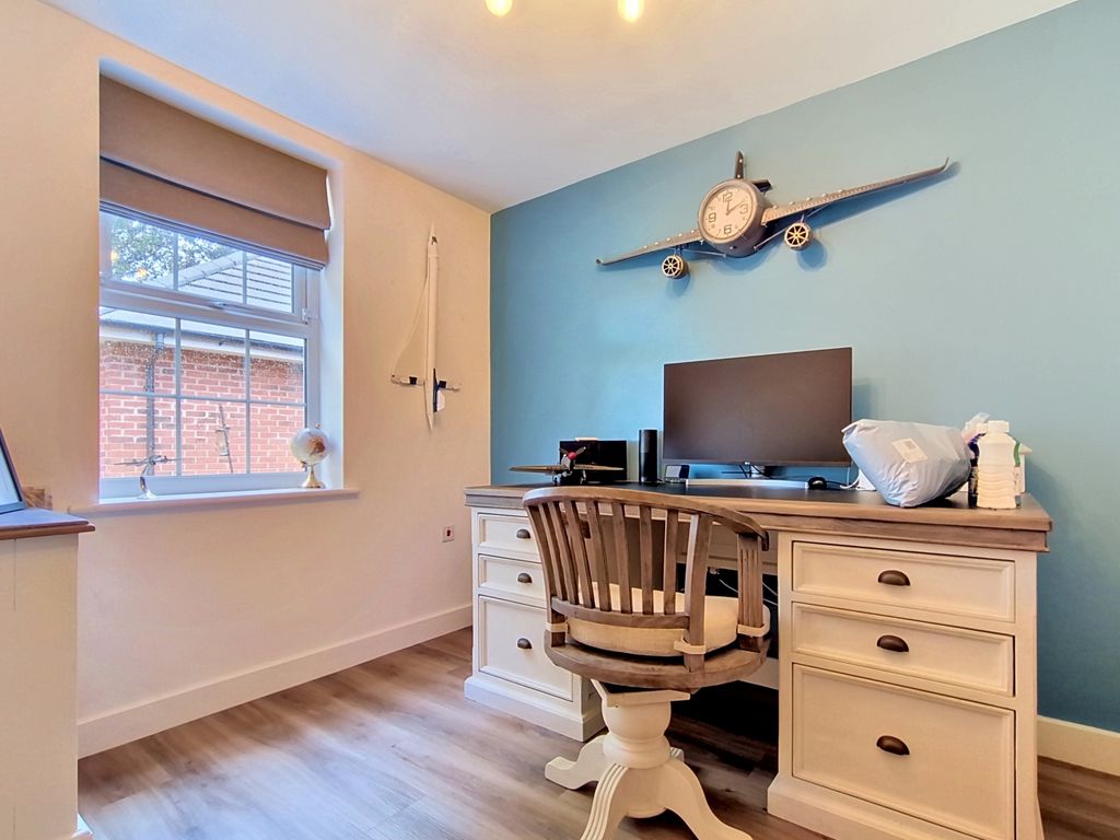 Additional image 7 of 4 bed detached house for saleLockgate Rise, Birkenshaw, Bradford, West Yorkshire BD11