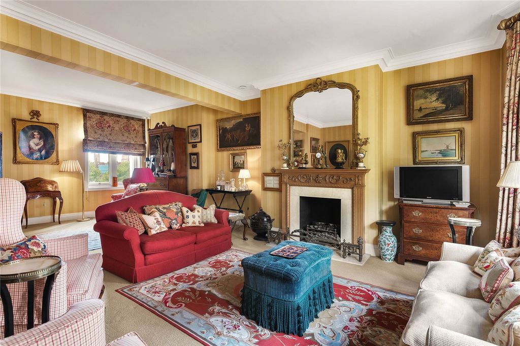 Property photo 3 of 10 Reception Room