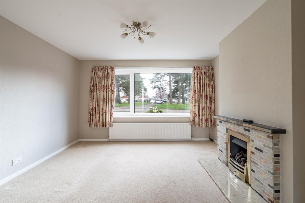 Property photo 2 of 15 Living Room