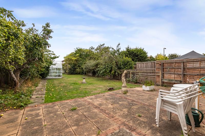 Property photo 2 of 20 Photo 5