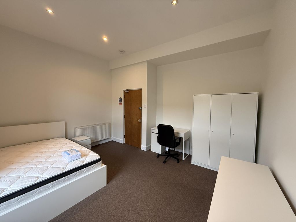 Property photo 3 of 30