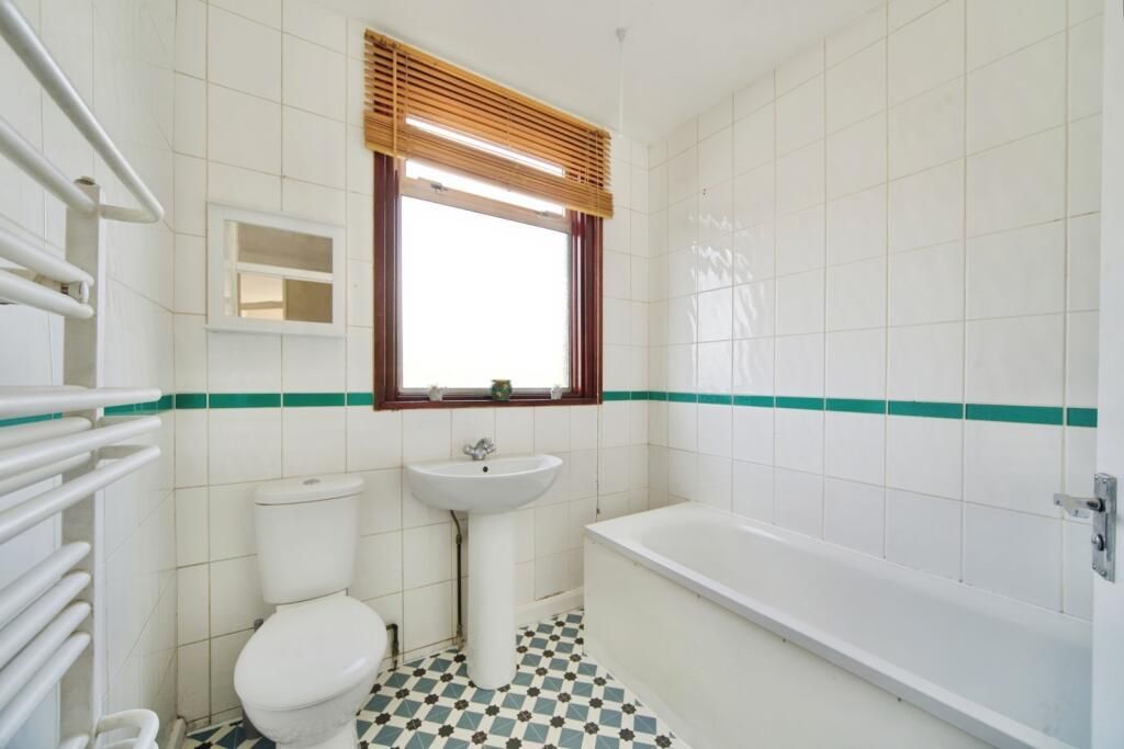 Property photo 1 of 11 v.Jpeg