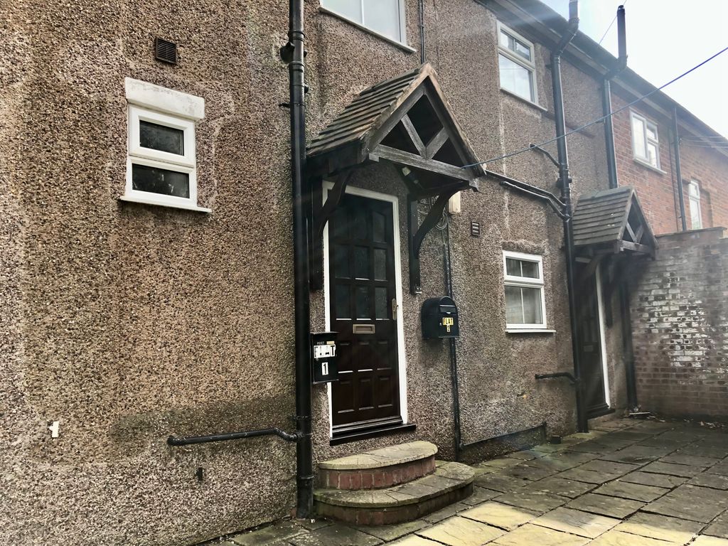 Property photo 1 of 6 Front