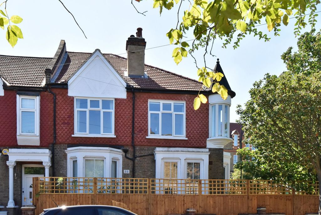 Property photo 1 of 13