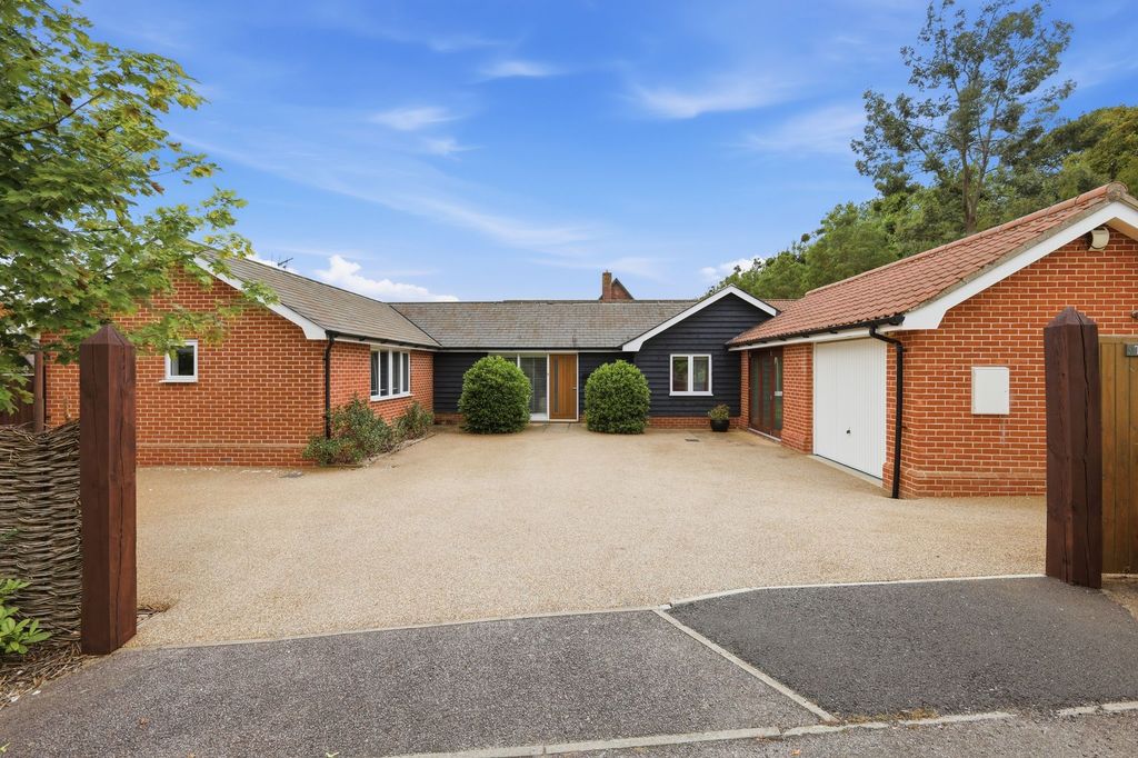 Property photo 1 of 38
