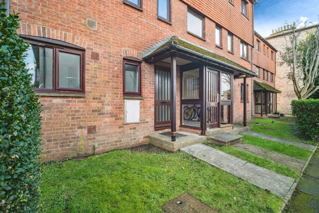 Property photo 1 of 20