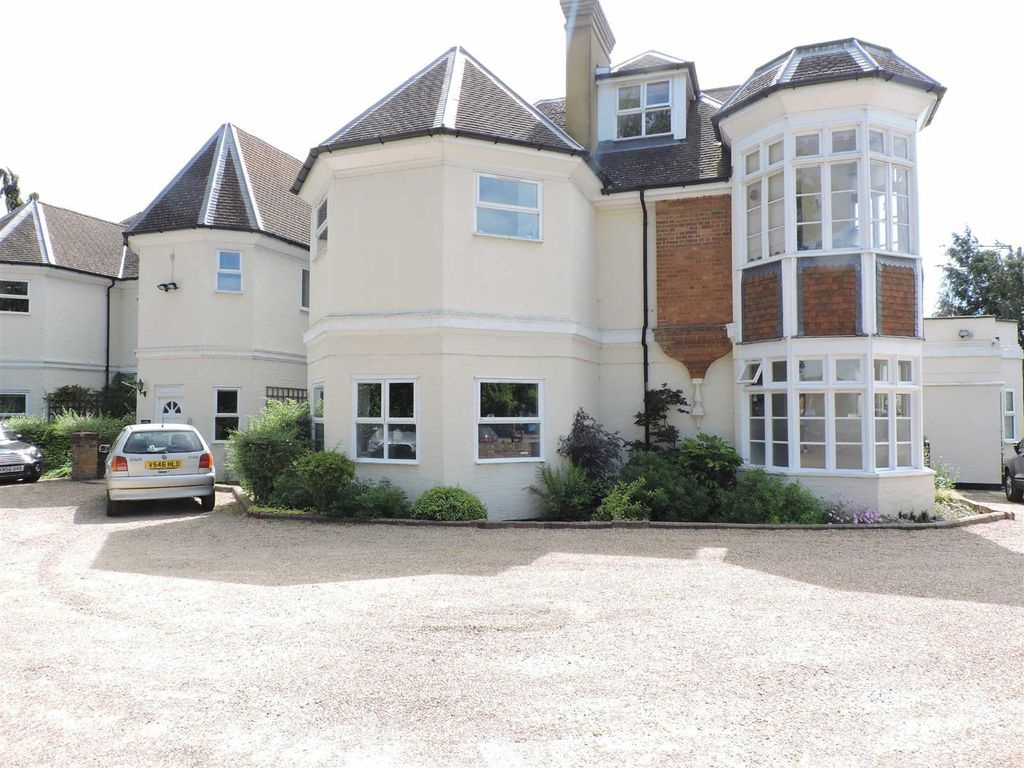 Property photo 1 of 5