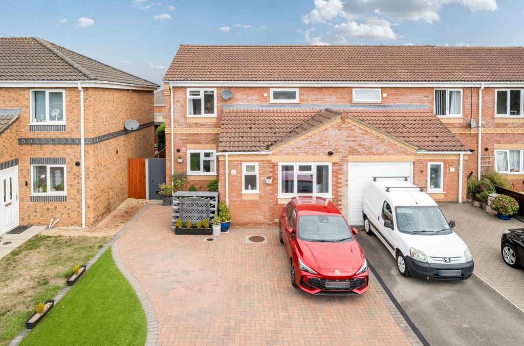 Property photo 1 of 24 -689c80E1A1632-l-1336350-2-689c429d14265