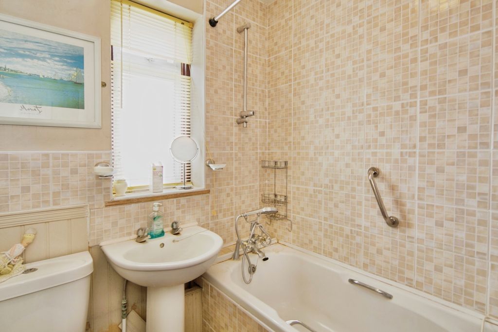 Property photo 3 of 18 Pbox-Img.Jpg