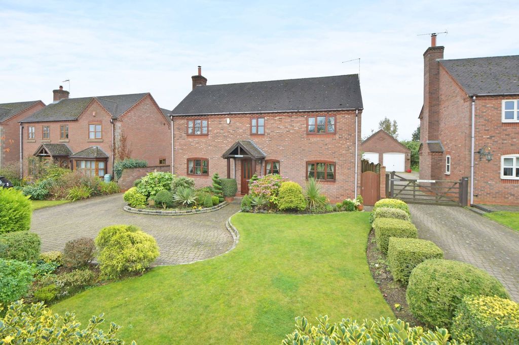 Property photo 1 of 28