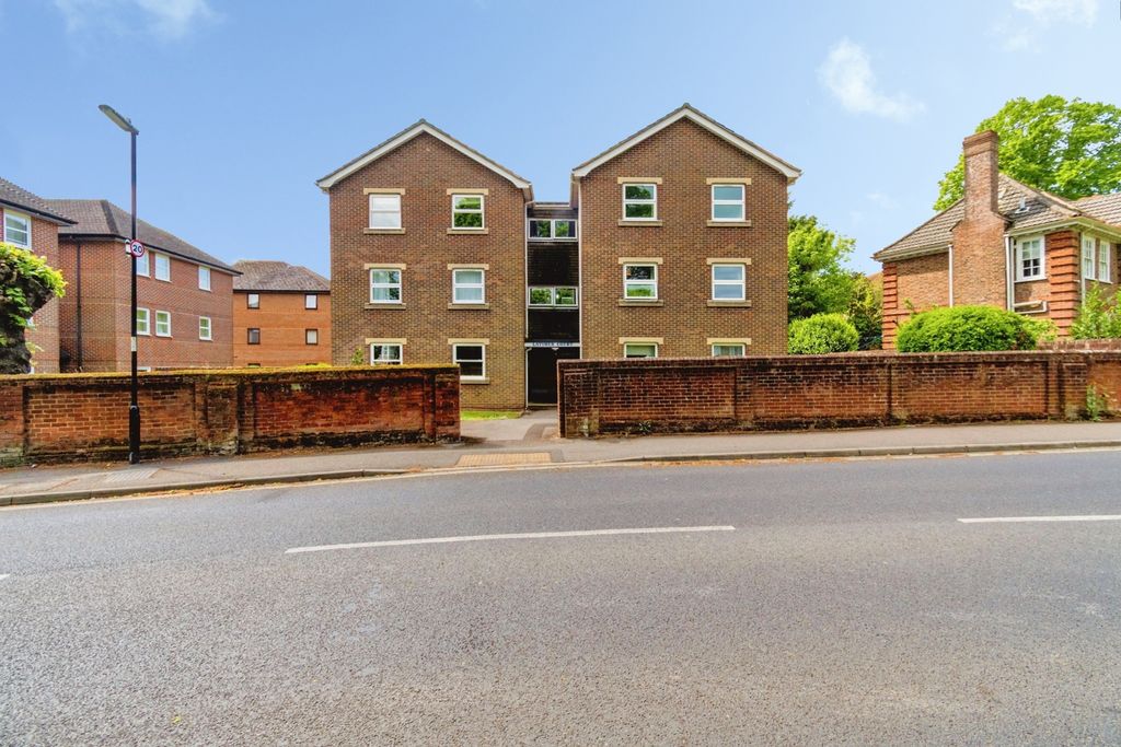 Property photo 2 of 8 Pbox-Img.Jpg