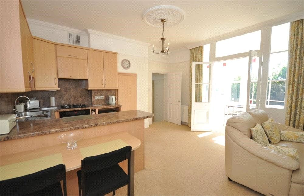 Property photo 2 of 9 Kitchen