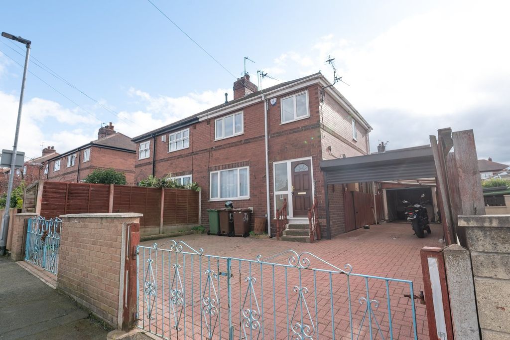 Property photo 1 of 20