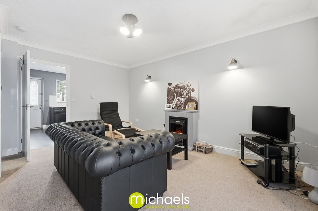 Property photo 3 of 14