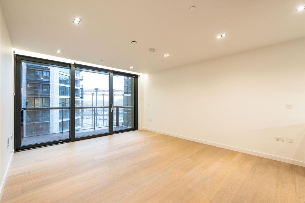 Property photo 1 of 9 Image