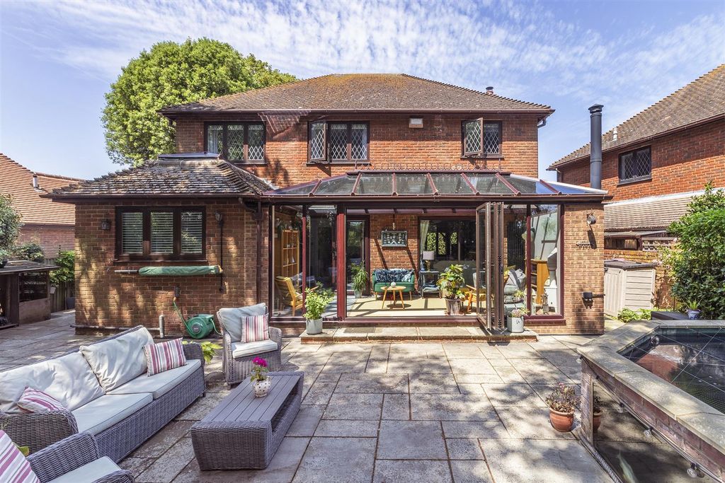 Property photo 2 of 55
