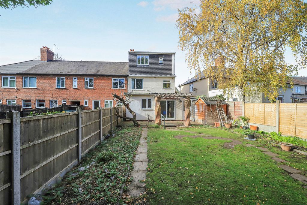 Property photo 2 of 16