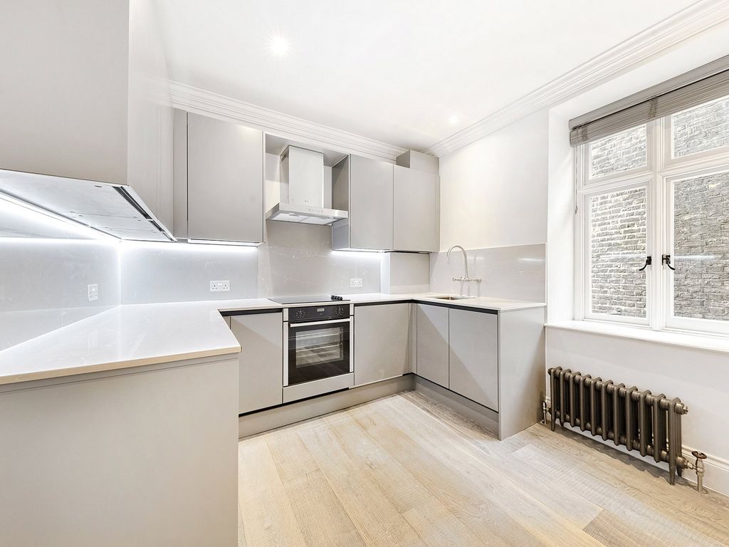 Property photo 2 of 11 Monmount Street