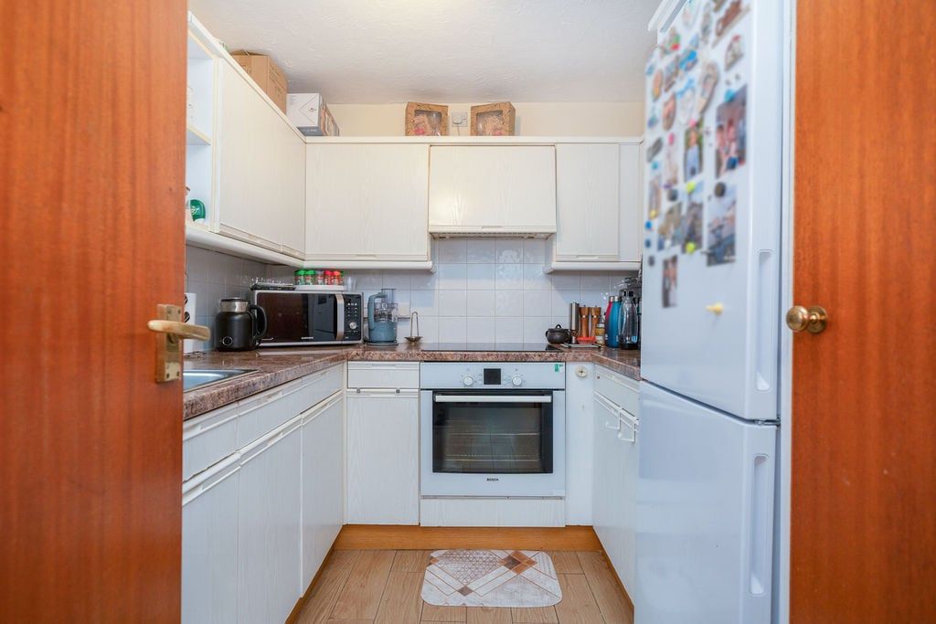 Property photo 3 of 11