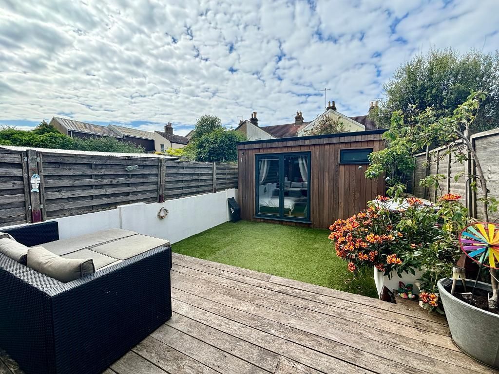 Property photo 1 of 16 Photo 1