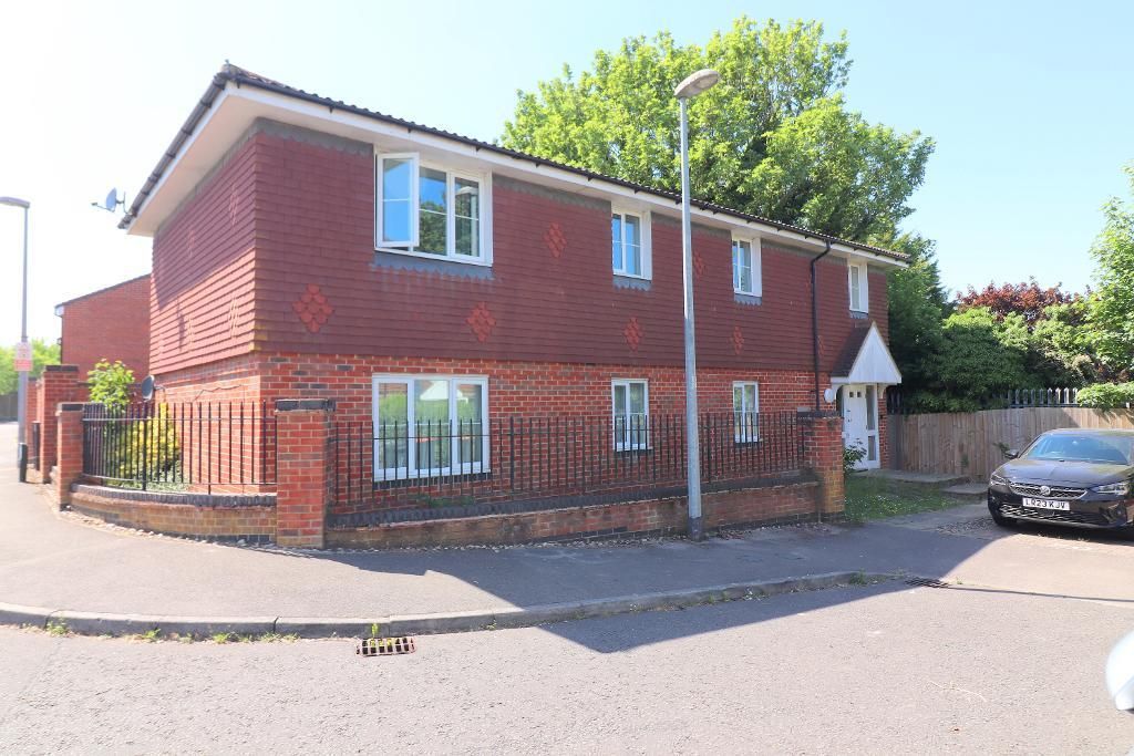 Property photo 1 of 11