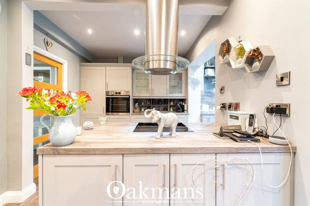 Property photo 3 of 44 Picture No. 21