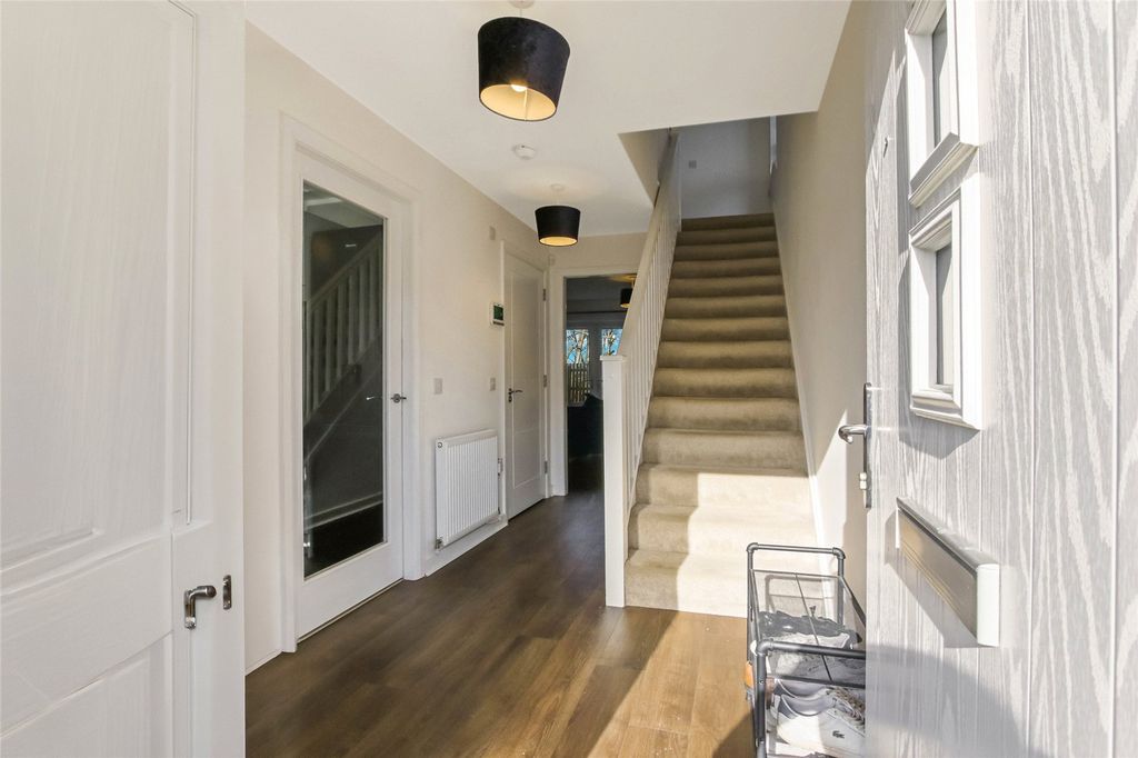 Property photo 2 of 19 Picture No. 02