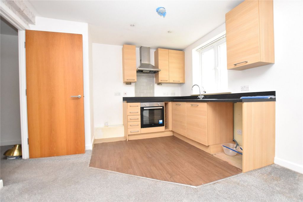 Property photo 2 of 10 Picture No. 19