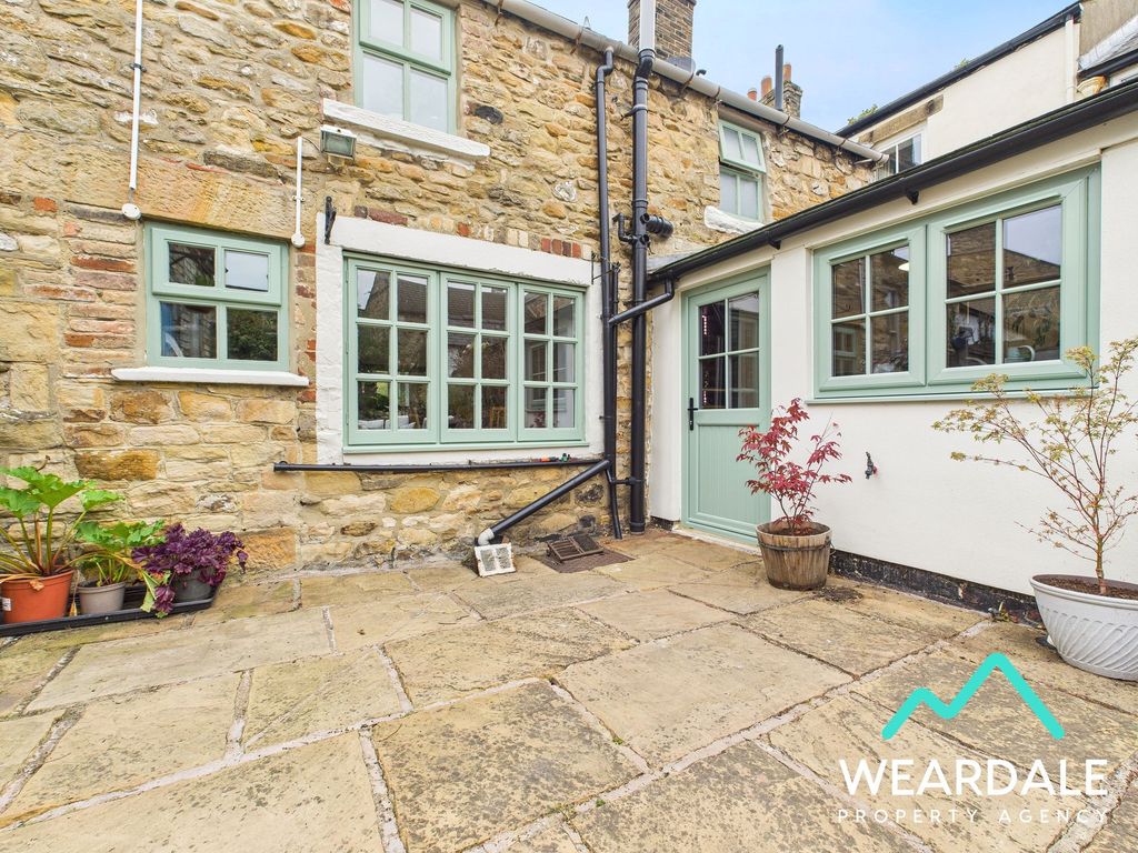 Property photo 1 of 37