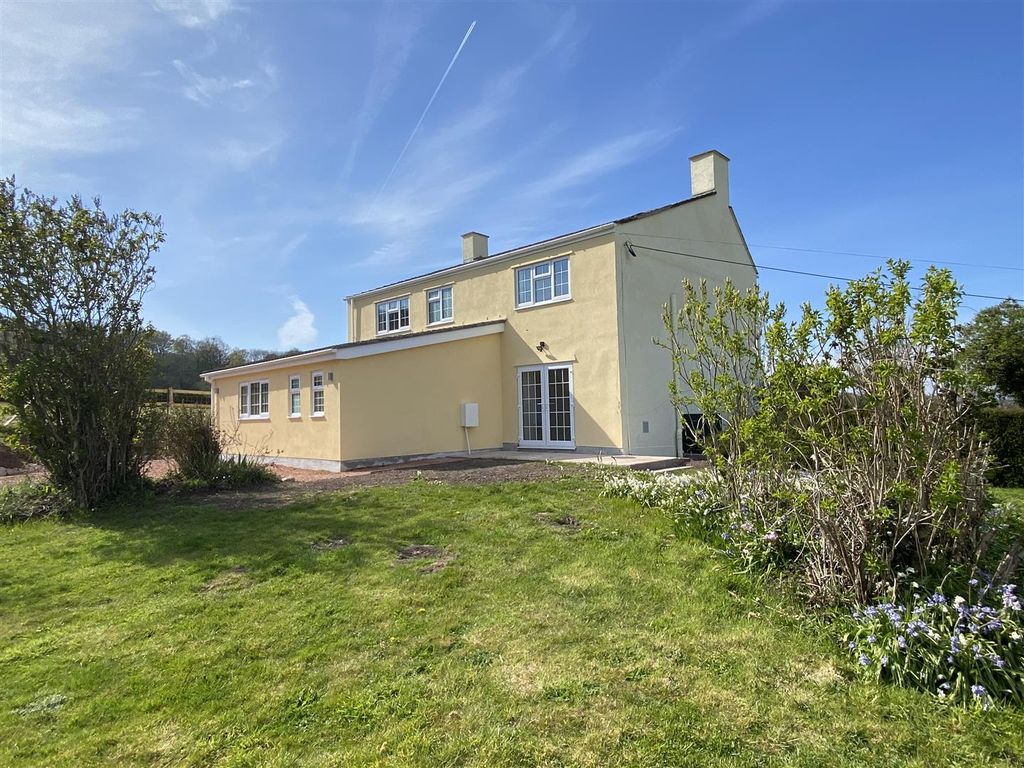 Property photo 1 of 29 Front View