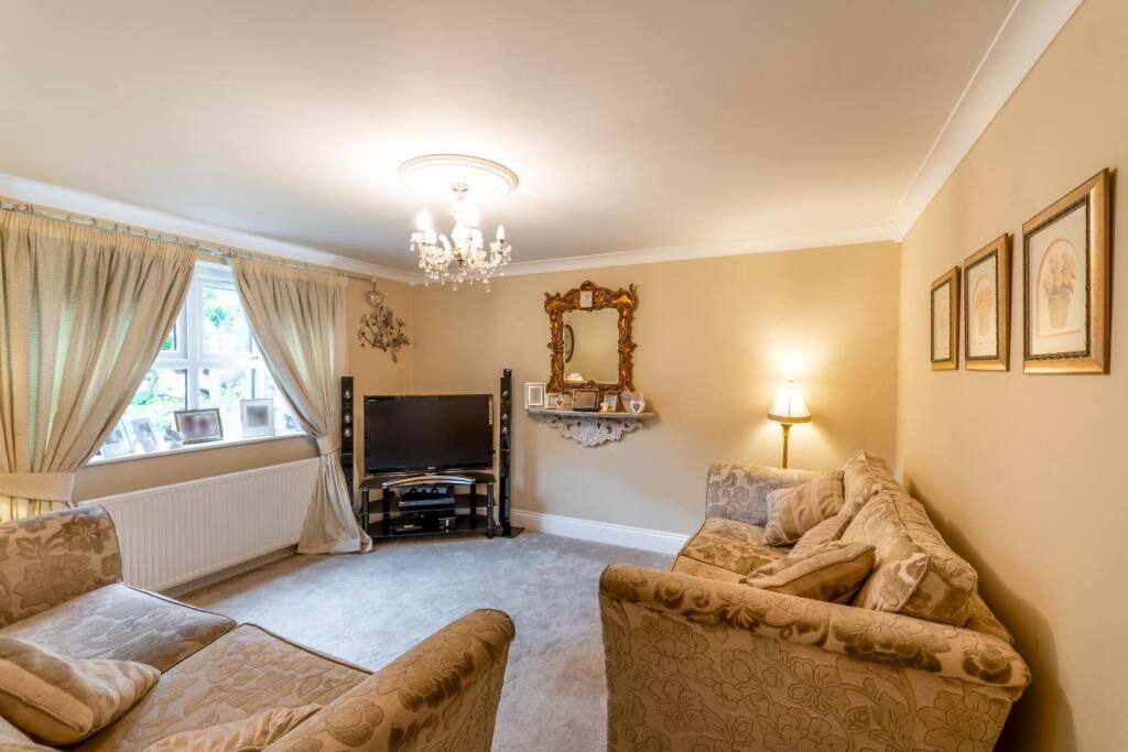 Property photo 3 of 21