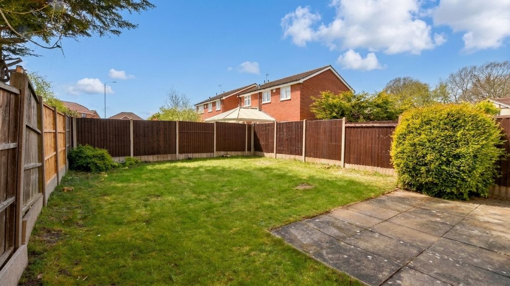 Property photo 2 of 35