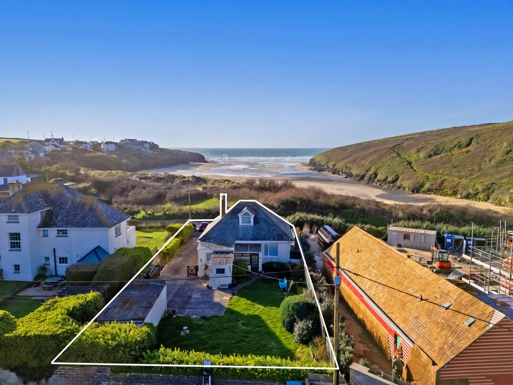 Property photo 1 of 24 Treglissen