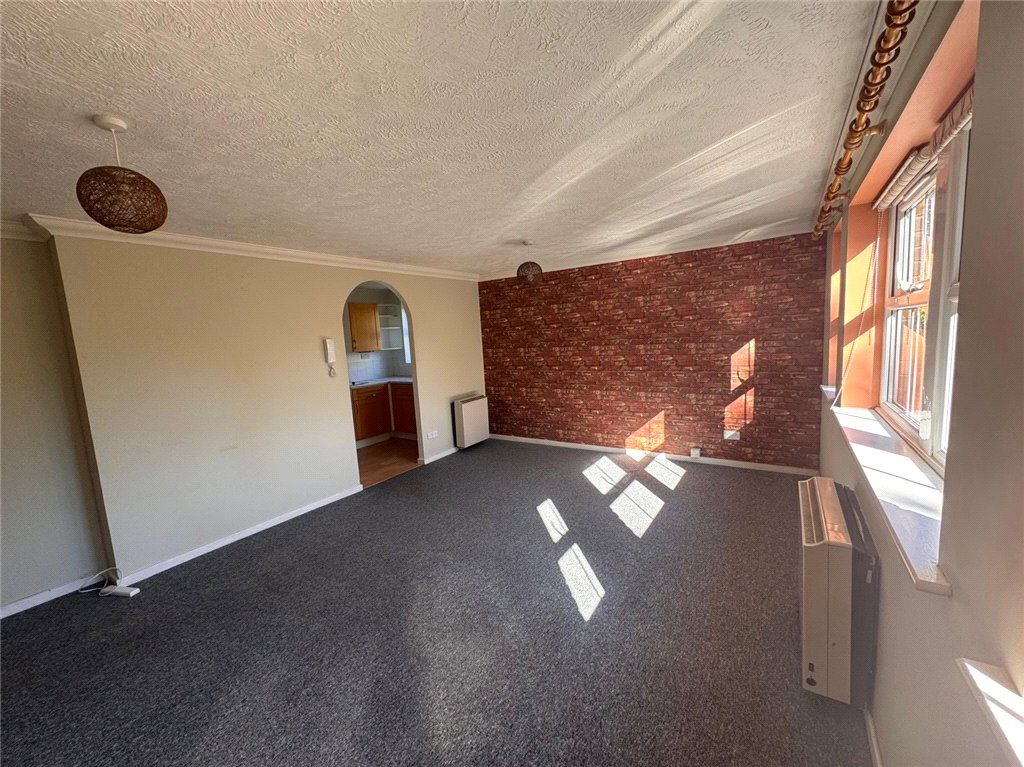 Property photo 3 of 9 Picture No. 16