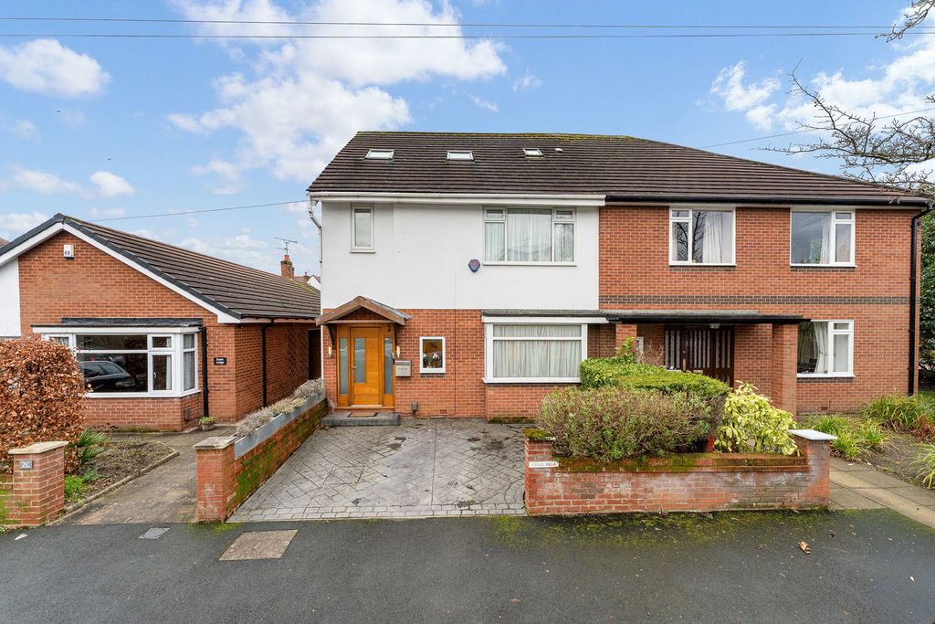 Property photo 1 of 27