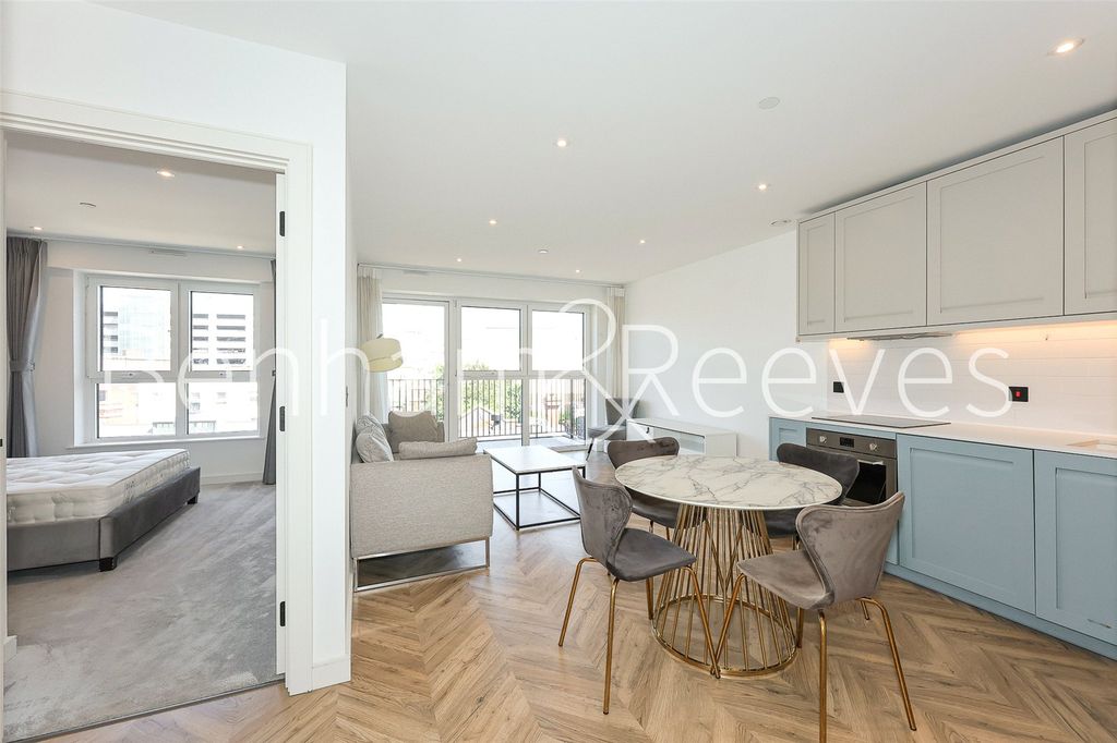 Property photo 3 of 15 Picture No. 08