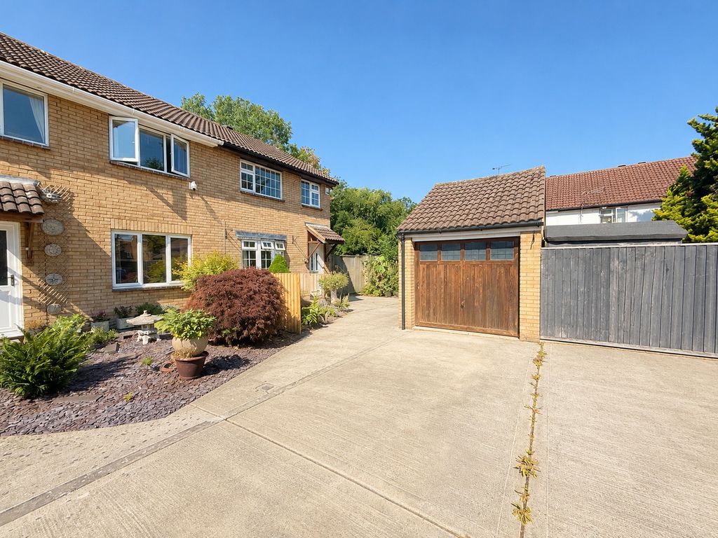 Property photo 1 of 9