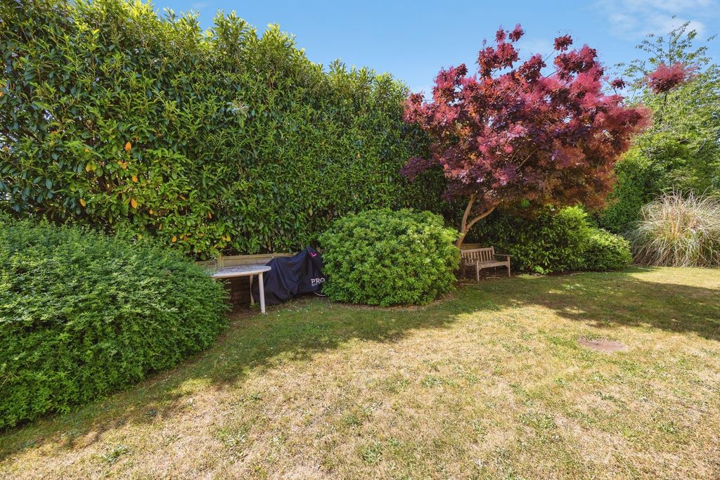 Property photo 3 of 11 Pbox-Img.Jpg