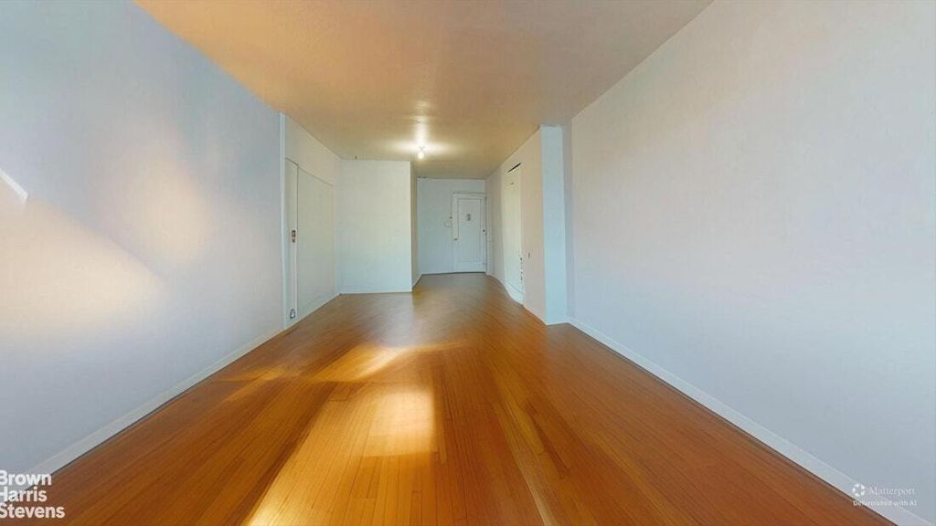 Property photo 3 of 10 <Alttext/>