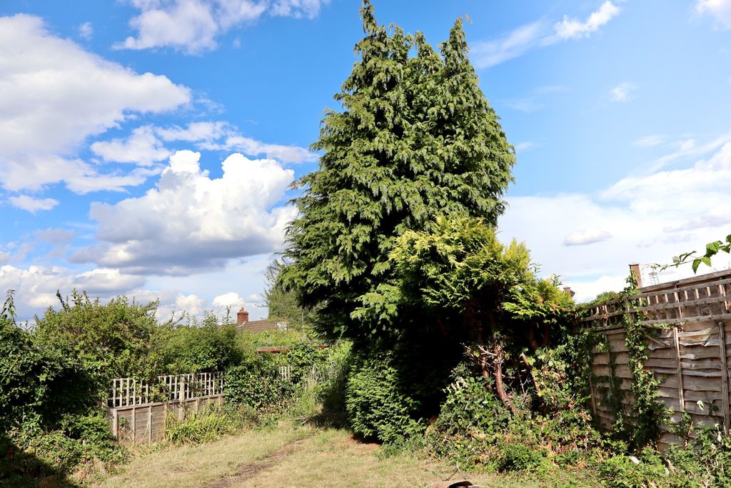 Property photo 2 of 12