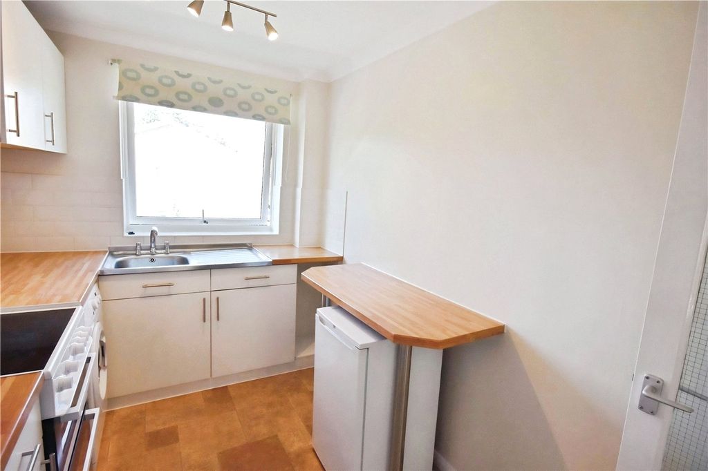 Property photo 3 of 13 Picture No. 24