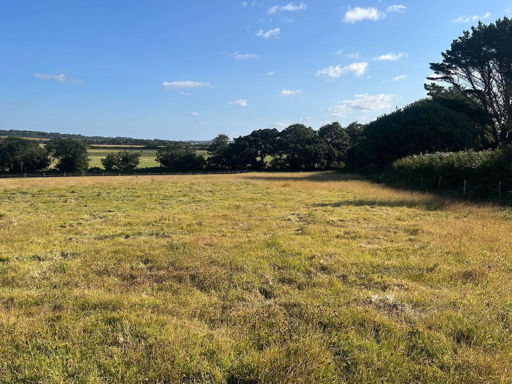 Property photo 2 of 4