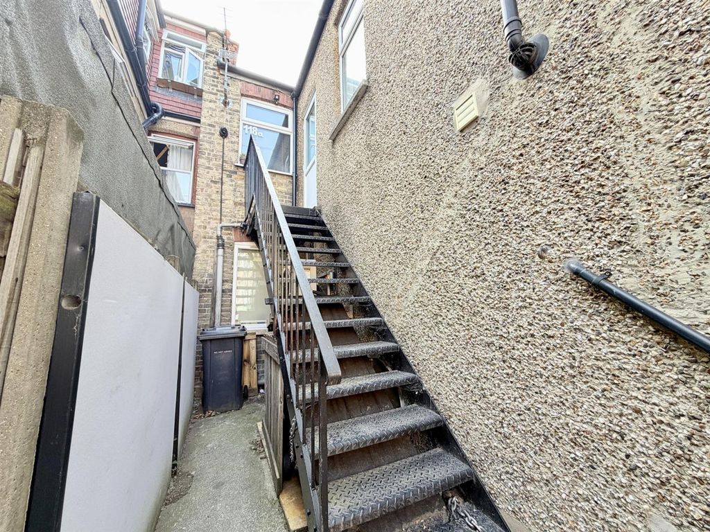 Property photo 2 of 11 1.Jpg